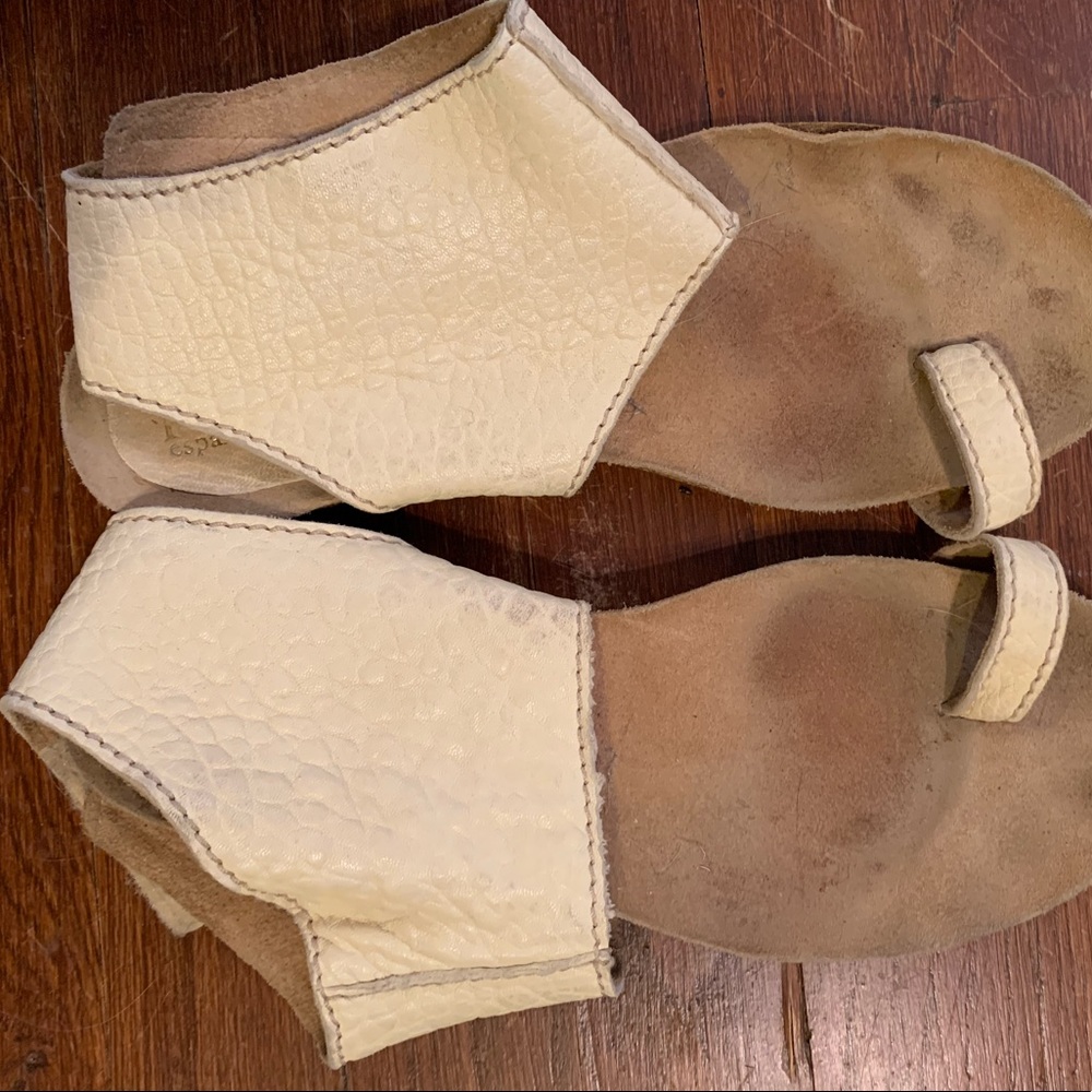 Pedro García Sandals